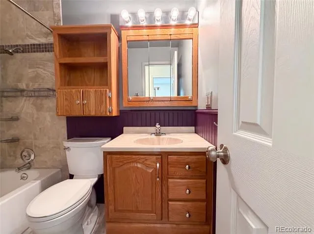 7160 Van Gordon Street Arvada, CO 80004