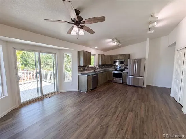 7190 Pine Hills Way Littleton, CO 80125