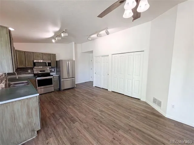 7190 Pine Hills Way Littleton, CO 80125
