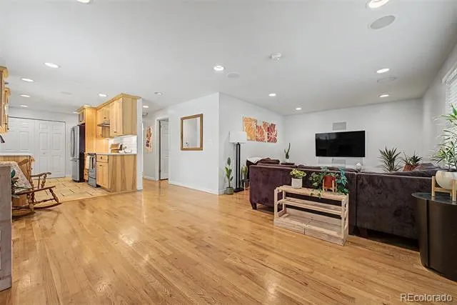 6129 Everett Street Arvada, CO 80004