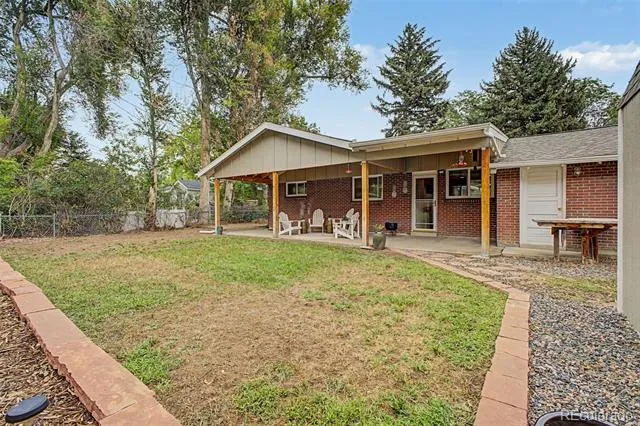 6129 Everett Street Arvada, CO 80004