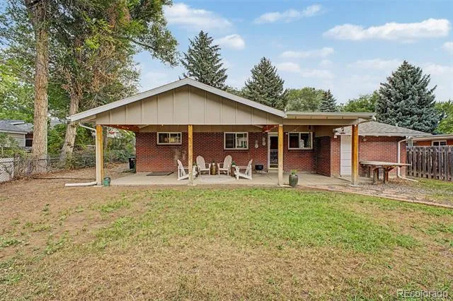 6129 Everett Street Arvada, CO 80004