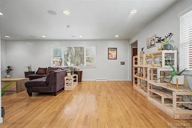 6129 Everett Street Arvada, CO 80004