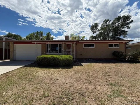 3352 W Aksarben Avenue