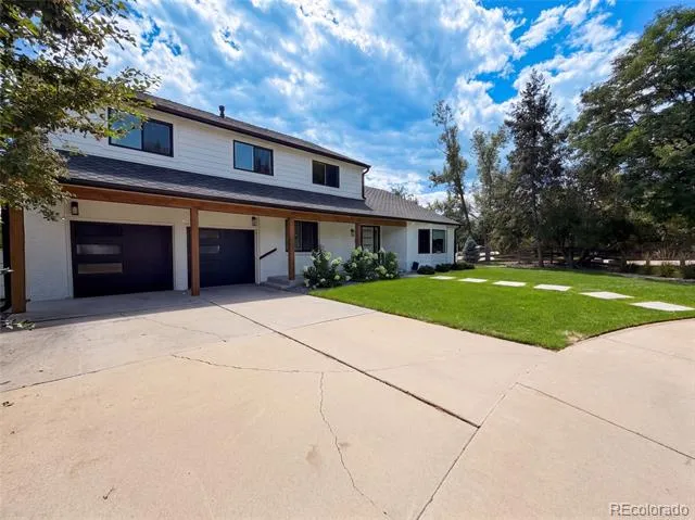 10708 W Chautauga Mountain Littleton, CO 80127