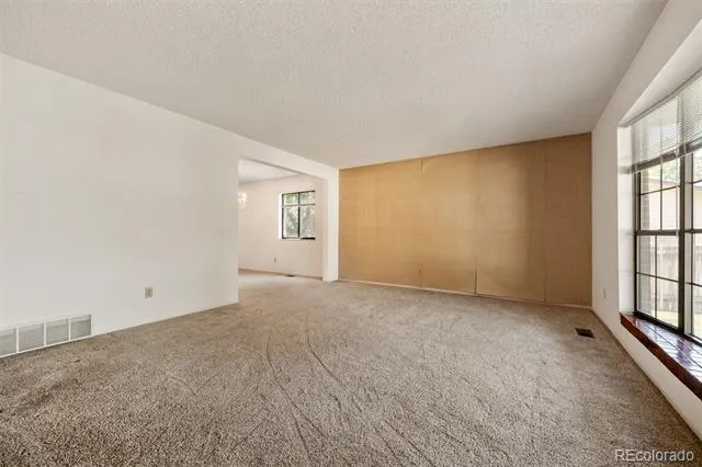 4 Yarrow Court Pueblo, CO 81001