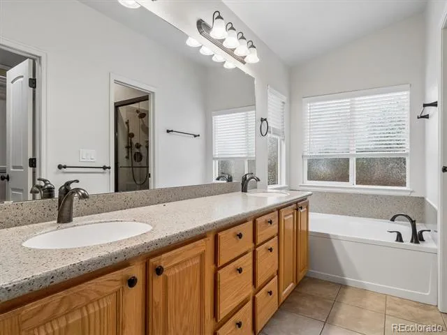 9669 Sydney Lane Highlands Ranch, CO 80130