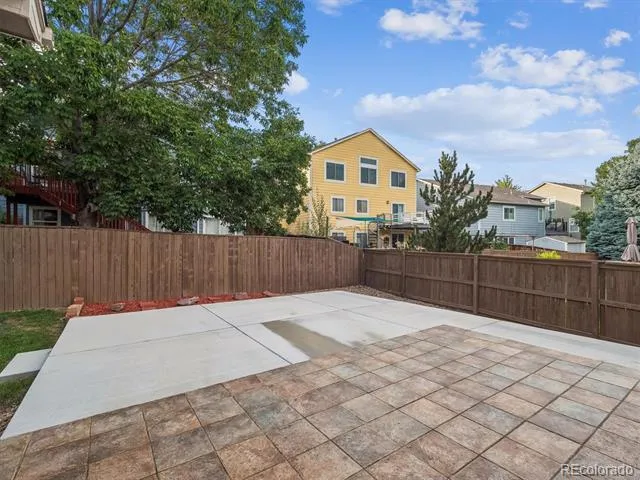 9669 Sydney Lane Highlands Ranch, CO 80130