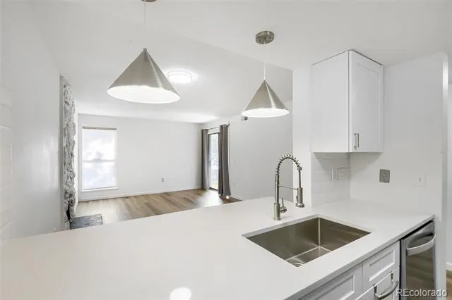 6400 S Dayton Street #H3 Greenwood Village, CO 80111