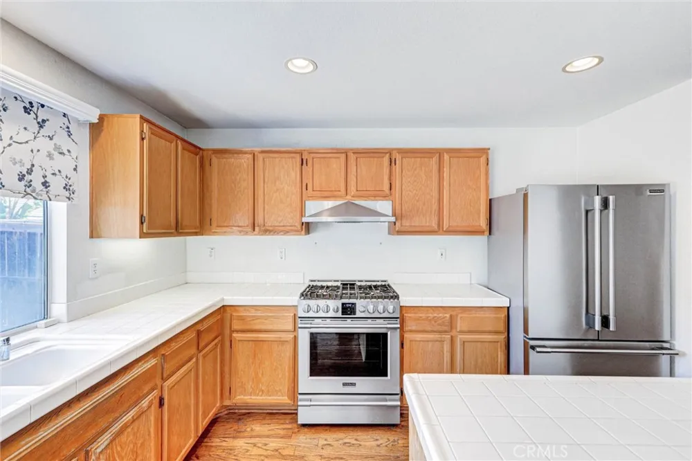 833 Pheasant Street Corona, CA 92881