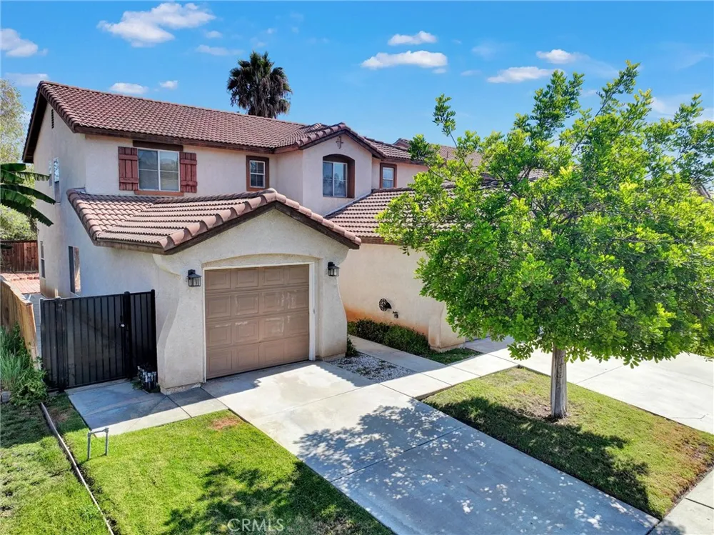 833 Pheasant Street Corona, CA 92881