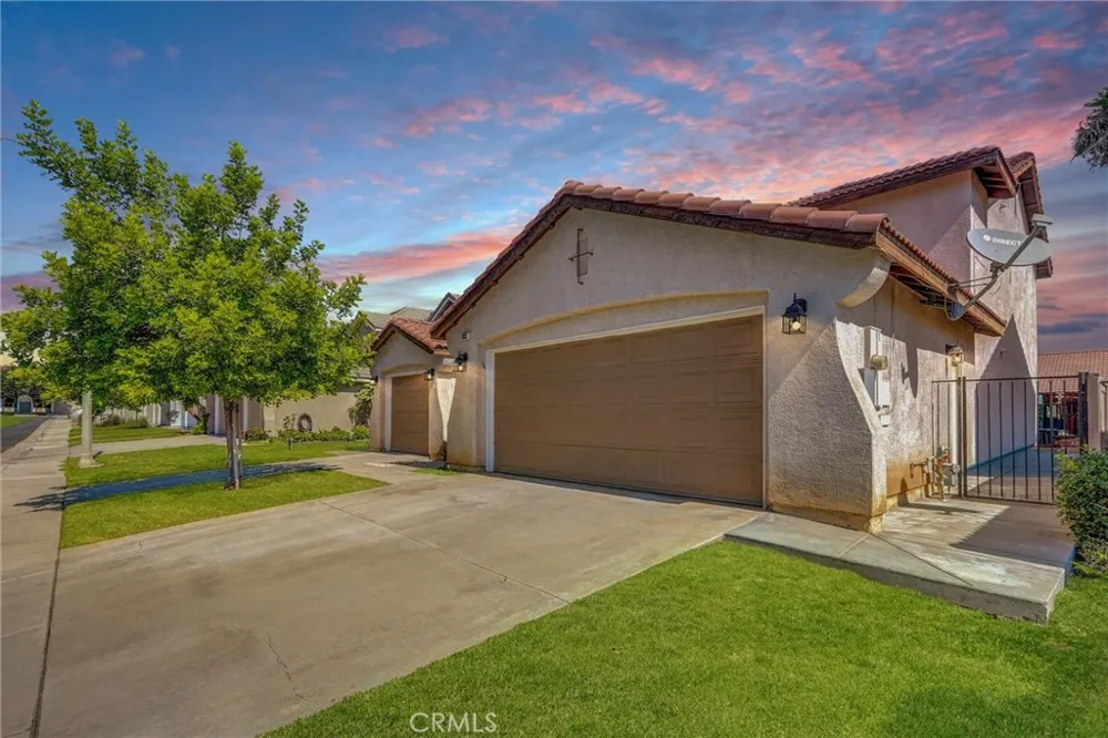 833 Pheasant Street Corona, CA 92881