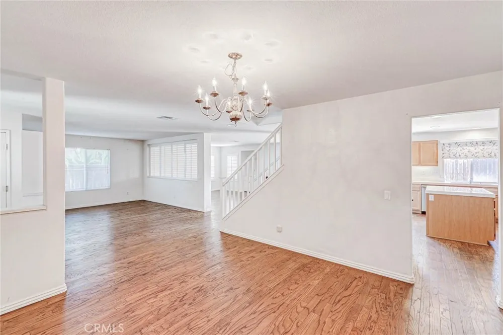 833 Pheasant Street Corona, CA 92881