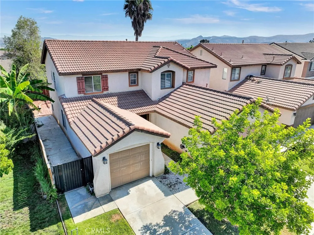 833 Pheasant Street Corona, CA 92881
