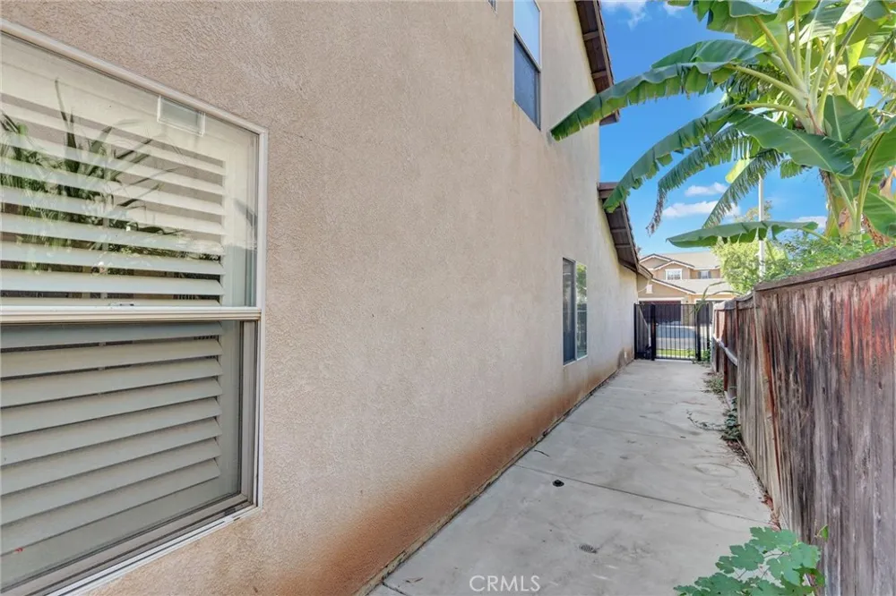 833 Pheasant Street Corona, CA 92881