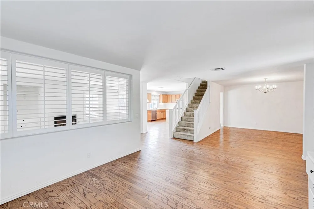 833 Pheasant Street Corona, CA 92881