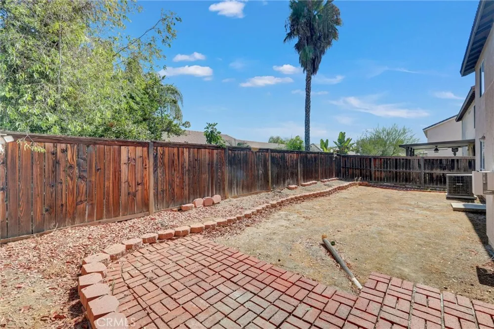 833 Pheasant Street Corona, CA 92881