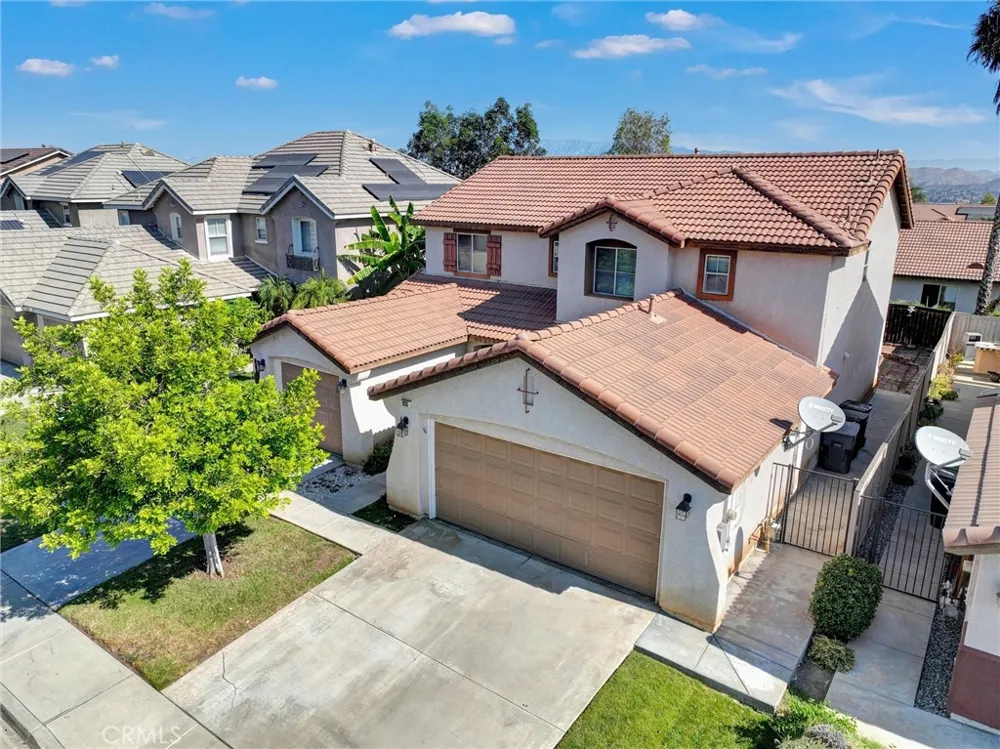 833 Pheasant Street Corona, CA 92881