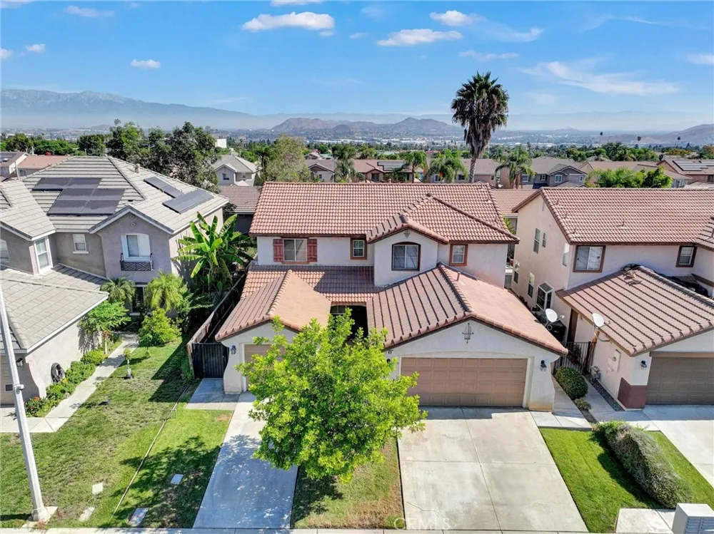 833 Pheasant Street Corona, CA 92881