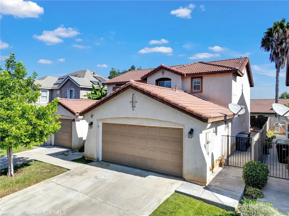 833 Pheasant Street Corona, CA 92881