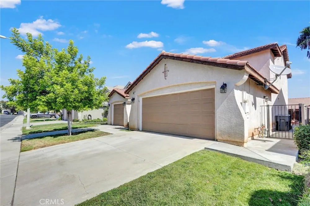 833 Pheasant Street Corona, CA 92881