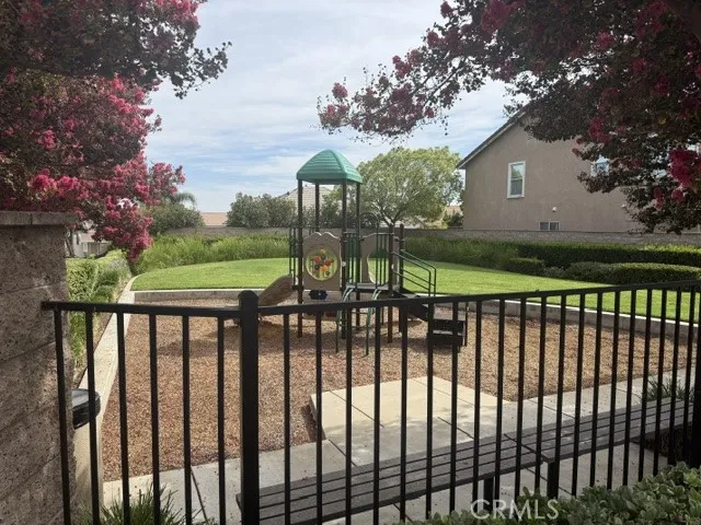 833 Pheasant Street Corona, CA 92881
