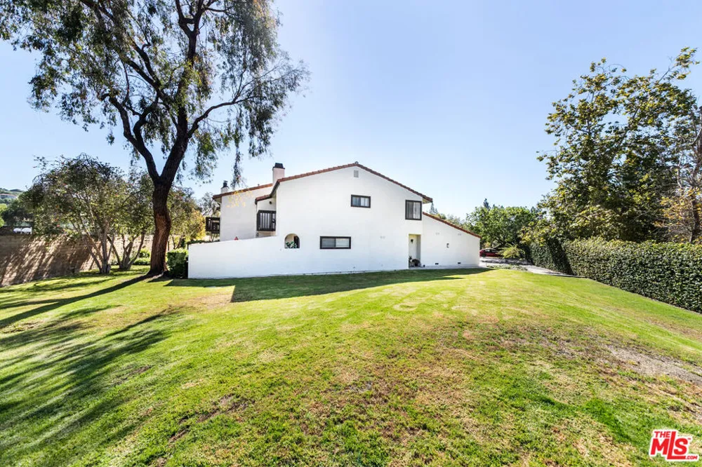 91 Helecho Court Thousand Oaks, CA 91362
