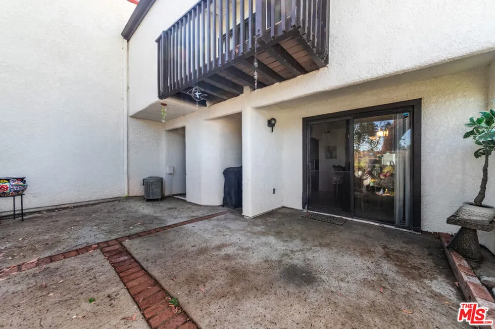 91 Helecho Court Thousand Oaks, CA 91362