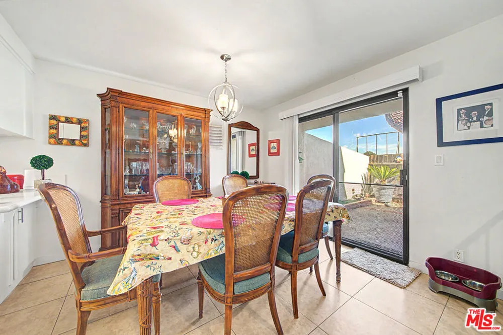 91 Helecho Court Thousand Oaks, CA 91362