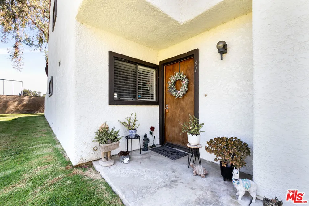91 Helecho Court Thousand Oaks, CA 91362
