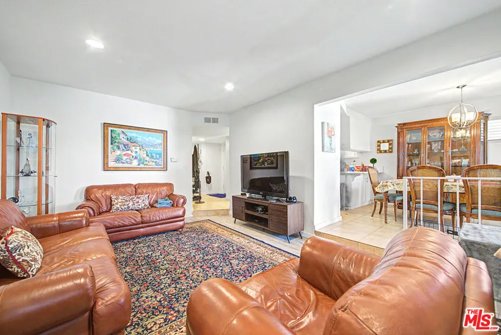 91 Helecho Court Thousand Oaks, CA 91362