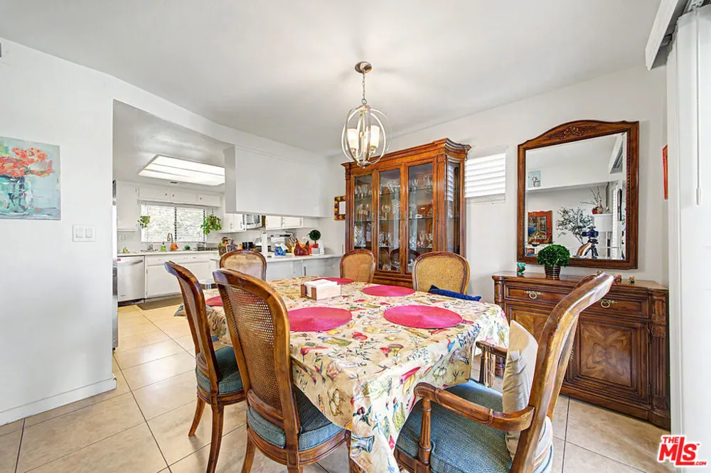 91 Helecho Court Thousand Oaks, CA 91362
