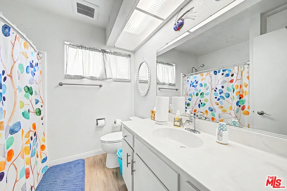 91 Helecho Court Thousand Oaks, CA 91362
