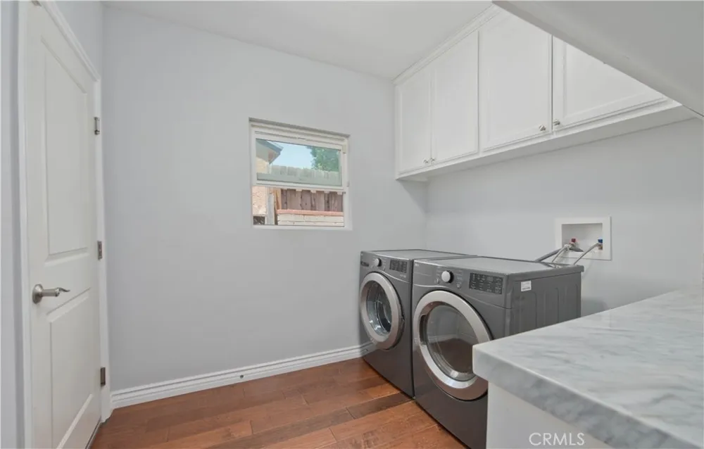 17343 Martha Street Encino, CA 91316