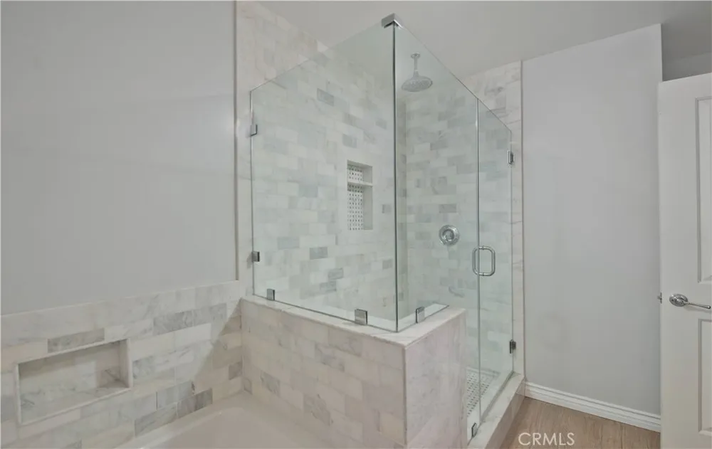 17343 Martha Street Encino, CA 91316