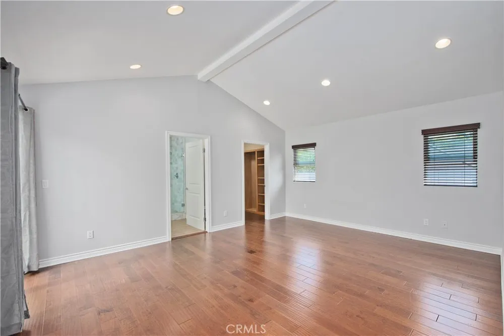 17343 Martha Street Encino, CA 91316