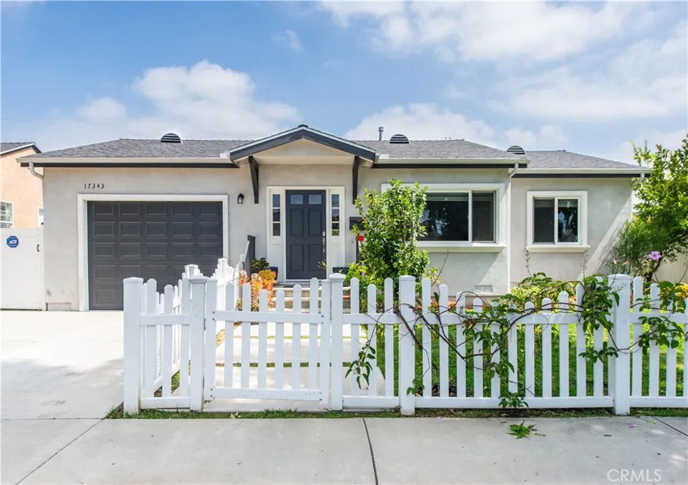 17343 Martha Street Encino, CA 91316