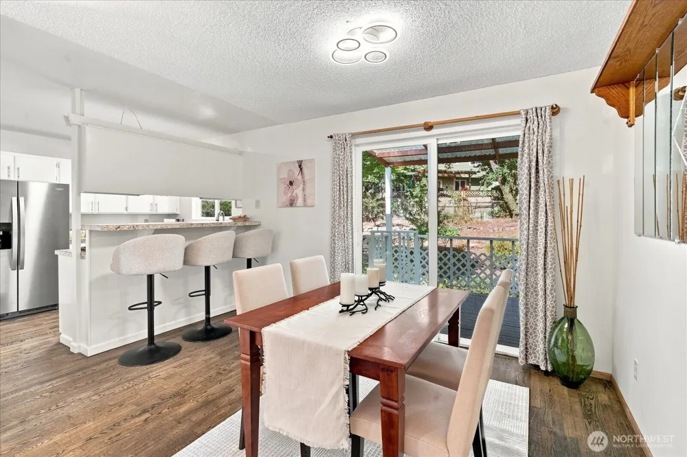 30209 21st Avenue S Federal Way, WA 98003