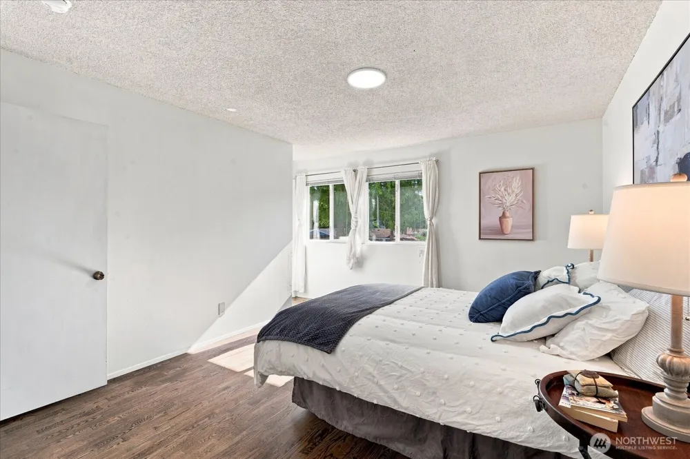 30209 21st Avenue S Federal Way, WA 98003