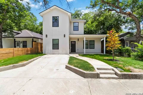 237 Carle Ave