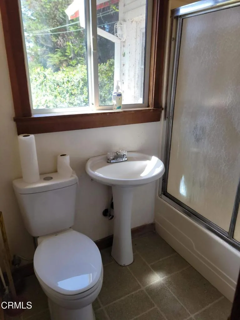 43751 Crispin Road Manchester, CA 95459