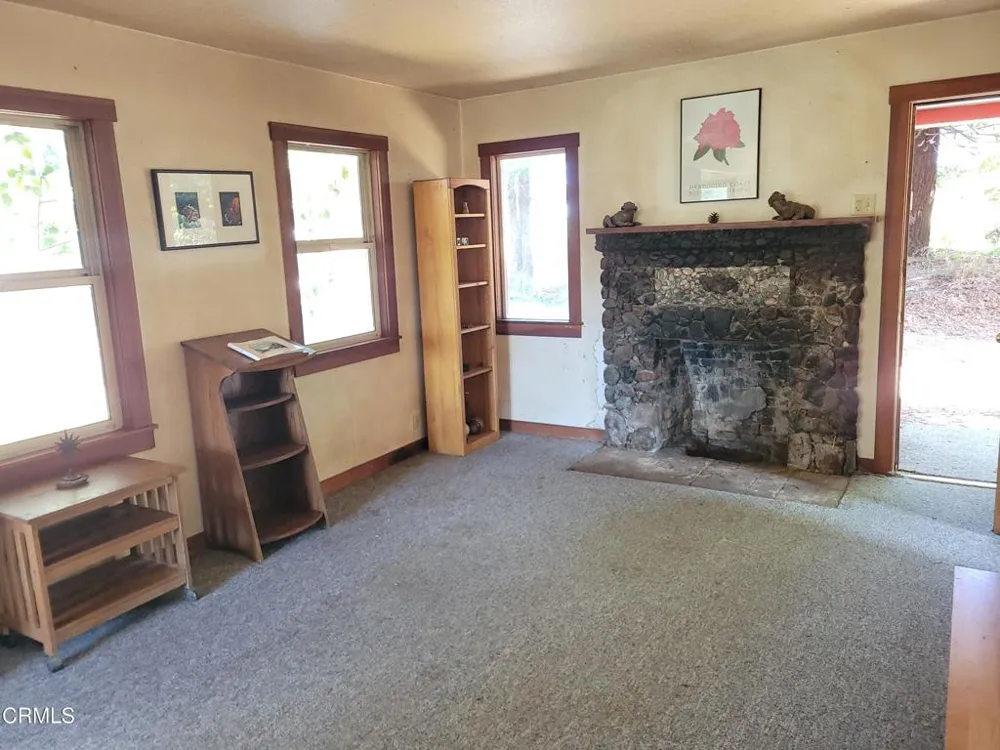 43751 Crispin Road Manchester, CA 95459