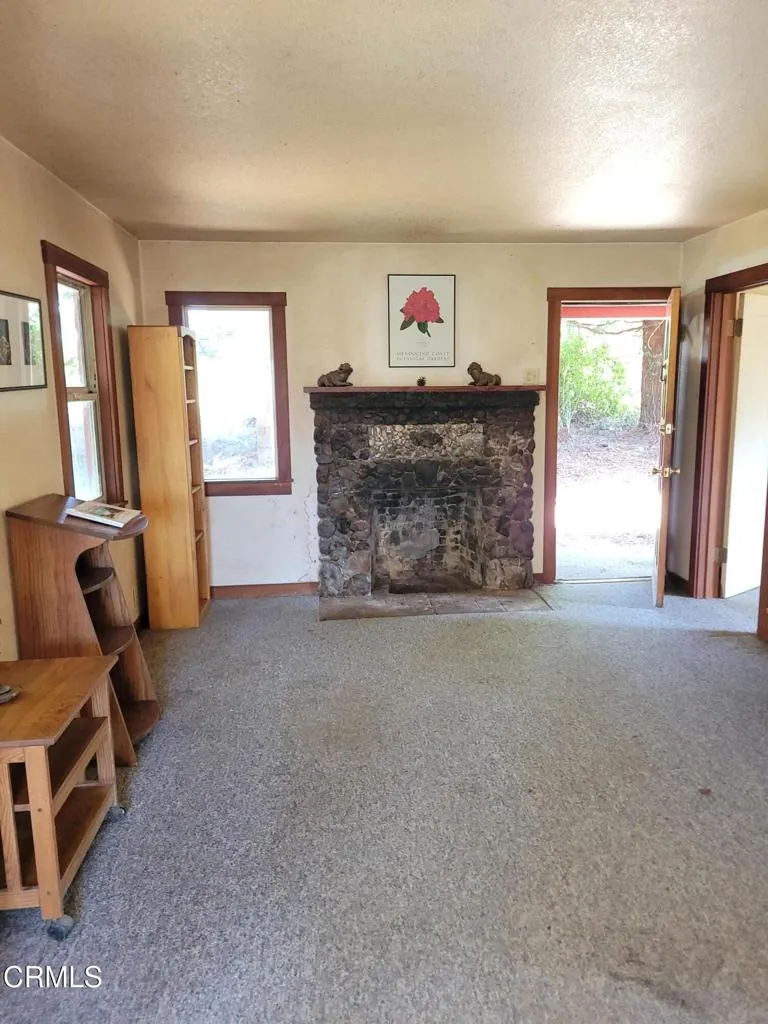43751 Crispin Road Manchester, CA 95459