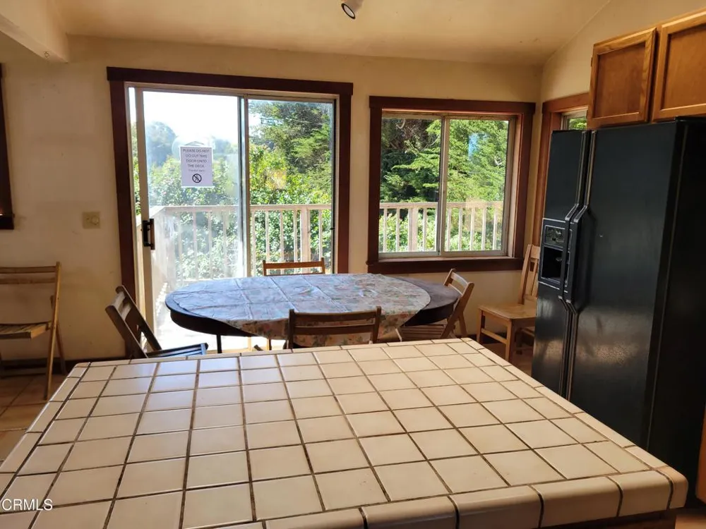 43751 Crispin Road Manchester, CA 95459