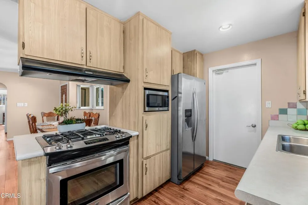 3287 Curt Drive Camarillo, CA 93010