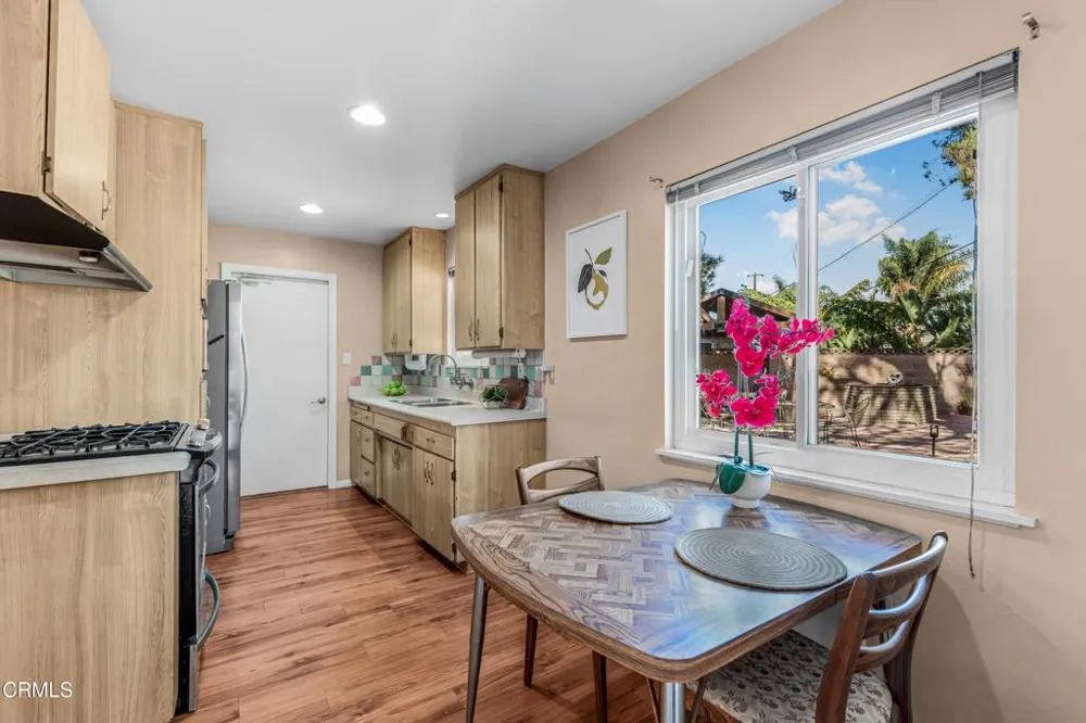 3287 Curt Drive Camarillo, CA 93010