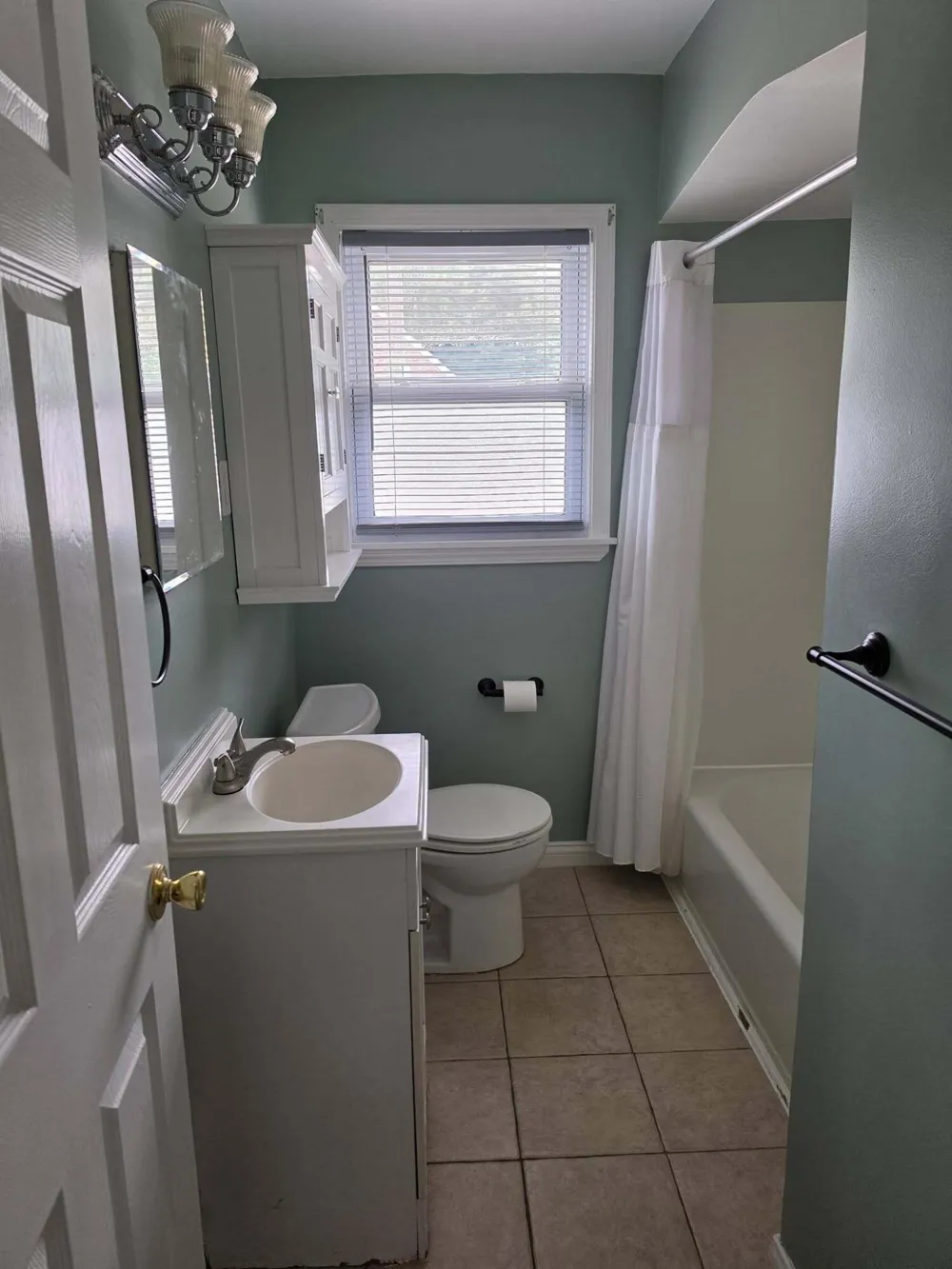 2666 Willow Street Dearborn, MI 48124
