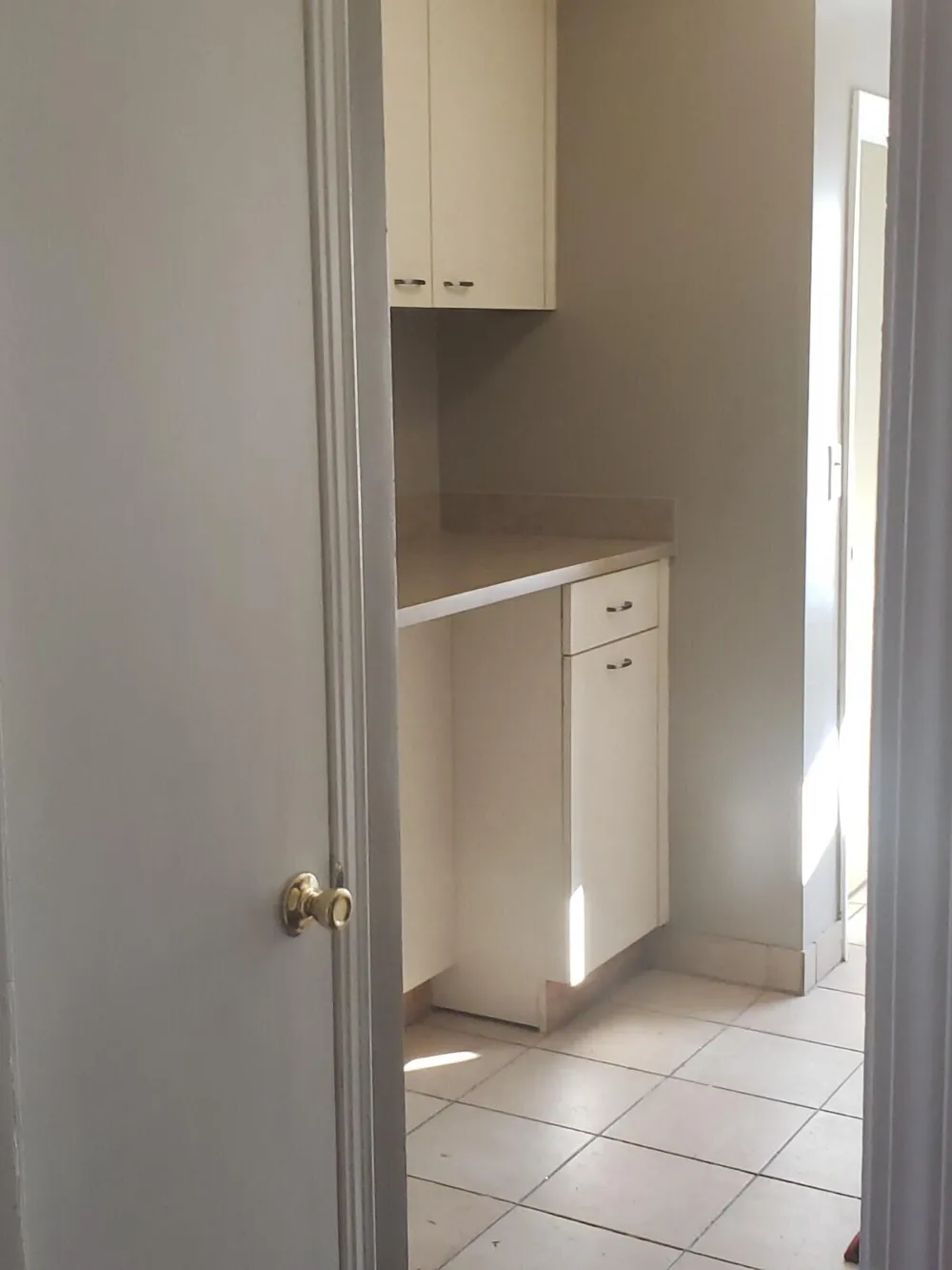 2666 Willow Street Dearborn, MI 48124