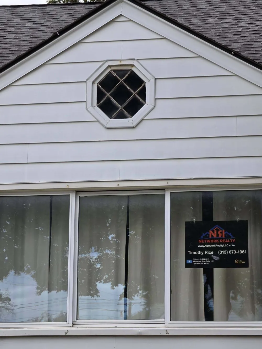 2666 Willow Street Dearborn, MI 48124