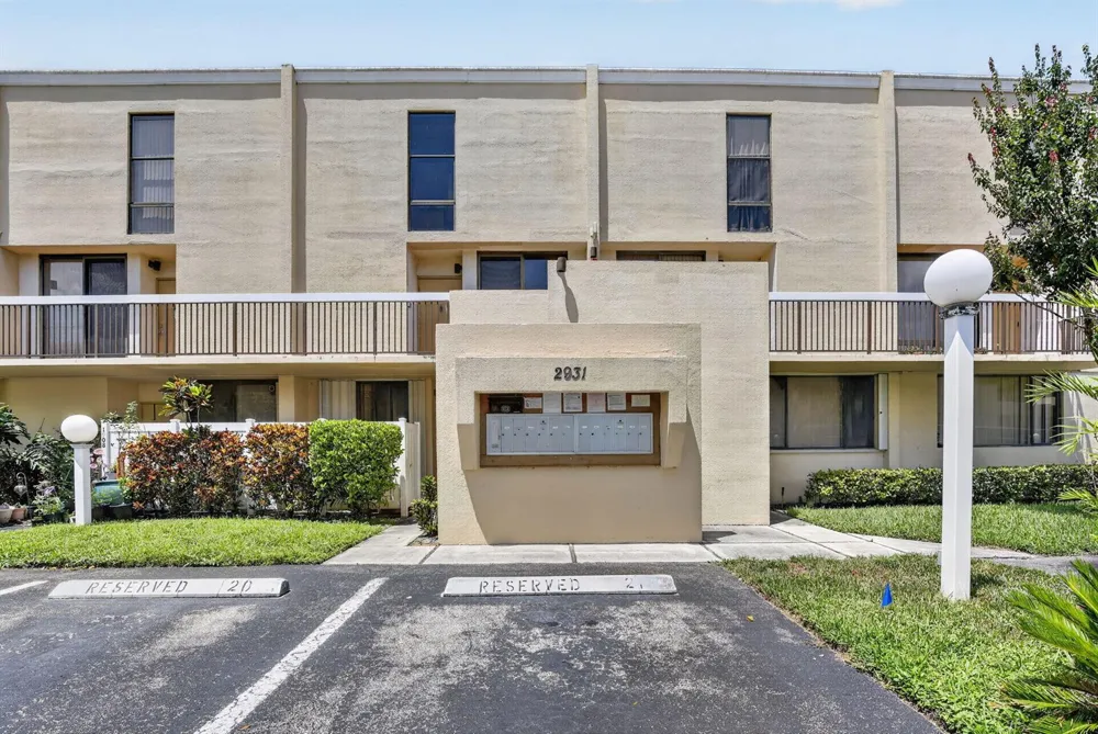 2931 SW 87th Terrace #1922 Davie, FL 33328